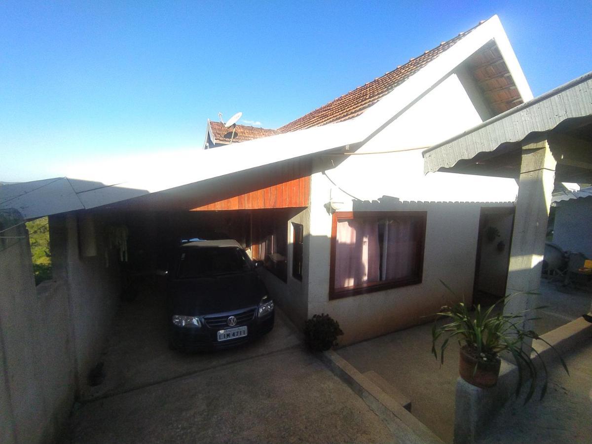 דירות Campos do Jordão Chale Alem Do Horizonte מראה חיצוני תמונה